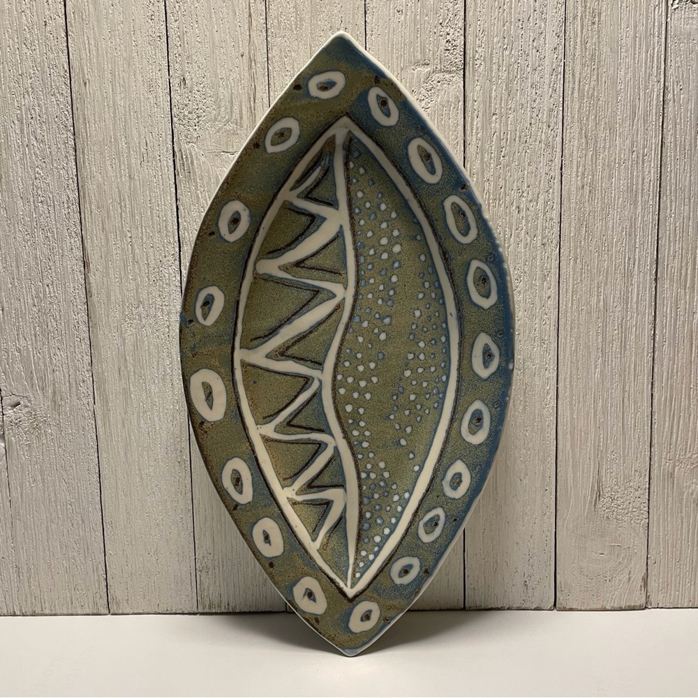 Theresa Yondo Pottery SIGNED Cleveland Artist Tray Display Piece 12” X 7” Unique